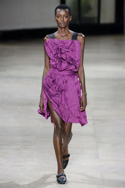 Look 29